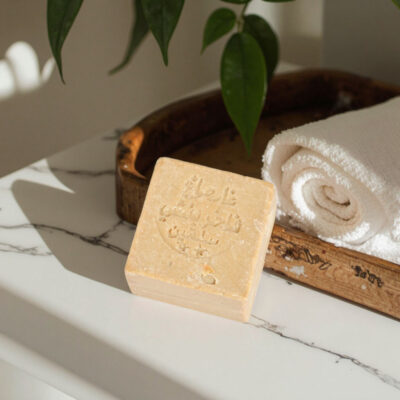 Handmade facial cleansing natural soap bulk supply