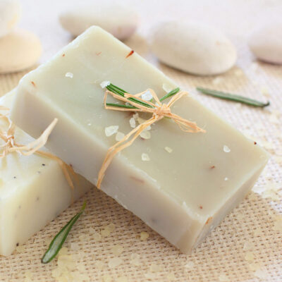Organic handmade whitening facial bar soap manufacturer