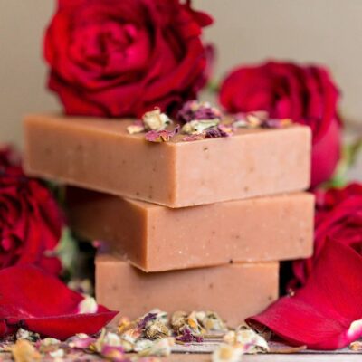 Deep cleansing whitening moisturizing bar soap supplier