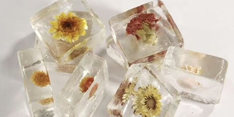 Private label handmade transparent white soap base factory