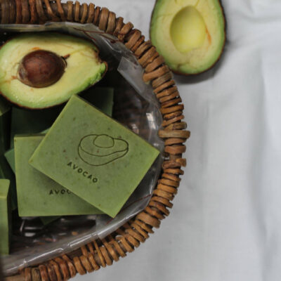 Brightening and moisturizing bar soap for radiant skincare