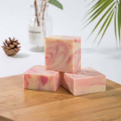 Deep cleansing natural organic soap for oil control skincare