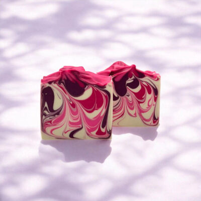 Exfoliating whitening organic soap for skincare use