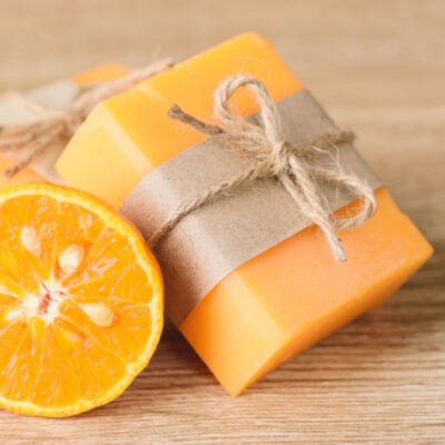 Whitening and moisturizing natural soap for skincare use